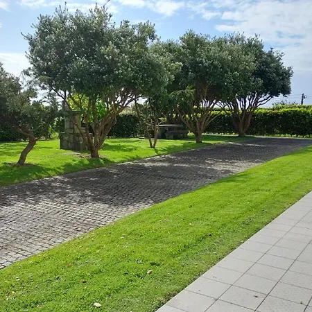Retiro Camelias 1 * Lajes das Flores